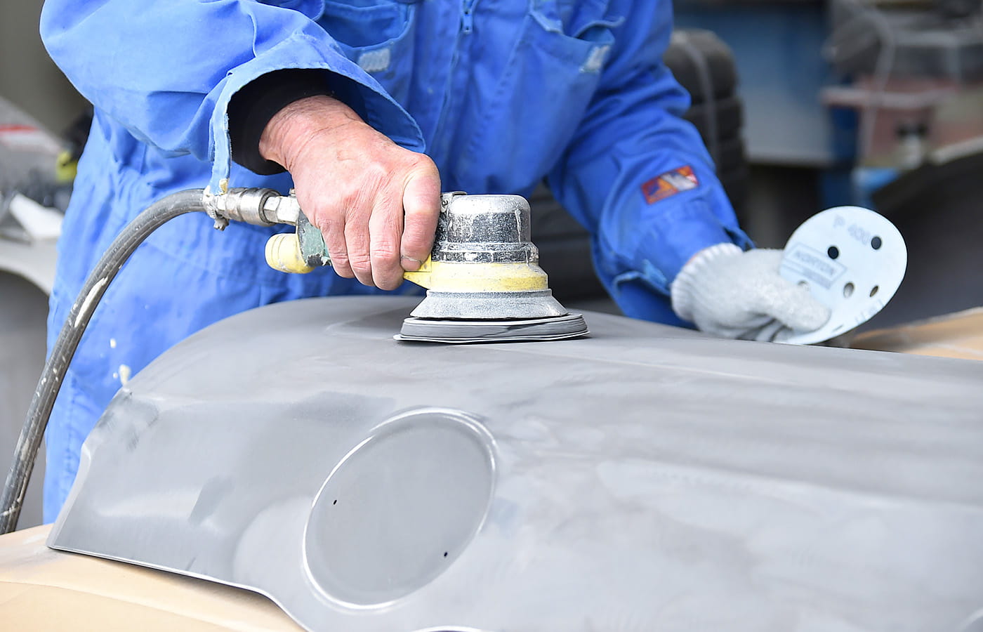 板金修理 名護市